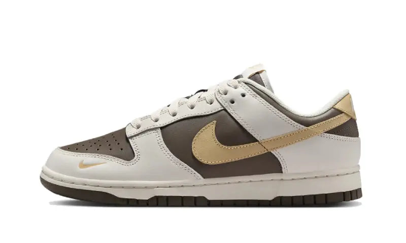 Nike Dunk Low Sesame Ironstone: the essential Dunk for your wardrobe