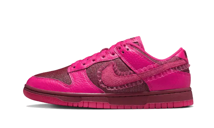 Nike Dunk Low Valentines Day (2022): Det uundværlige til Valentinsdag til dit påklædning