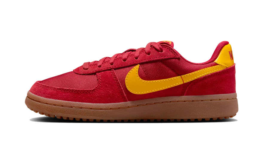 Nike Field General Gym Red Gum Medium Brown Team Gold: la silueta baja de 1982 que domina 2026