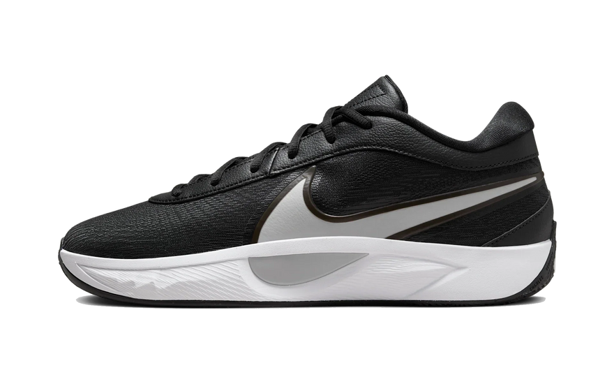 Nike Giannis Zoom Freak 6 Black White: la firma más limpia del Freak (guía de talla, sensaciones y looks)