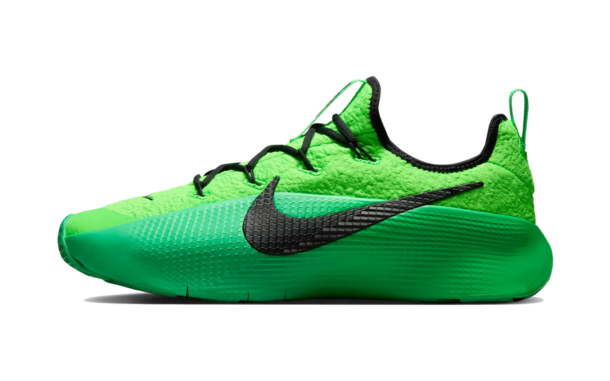 Nike LeBron TR 1 Green Strike: Erfahrungen, Größe und Styling des ersten Trainingsschuhs von LeBron