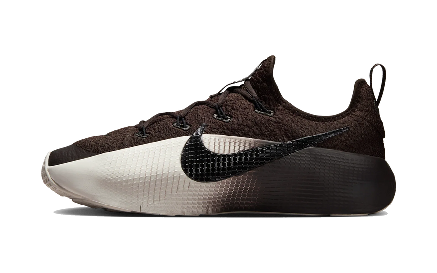 Nike LeBron TR 1 Velvet Brown Phantom Black: la training shoe de LeBron que también funciona fuera del gym