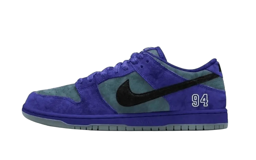 Nike SB Dunk Low Supreme 94 Ink : Style urbain et performance qui se démarquent
