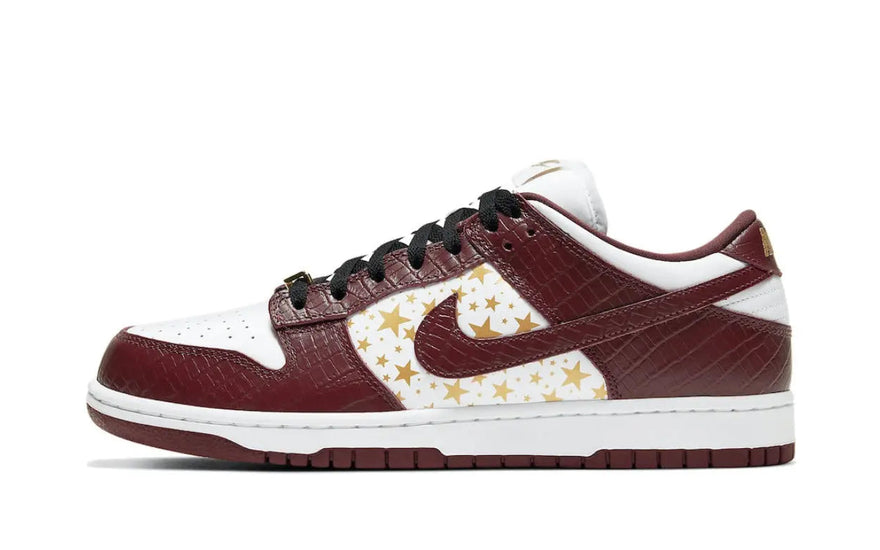 Nike SB Dunk Low Supreme Stars Barkroot Brown (2021) — De onmisbare bruine schoen van de straatmode
