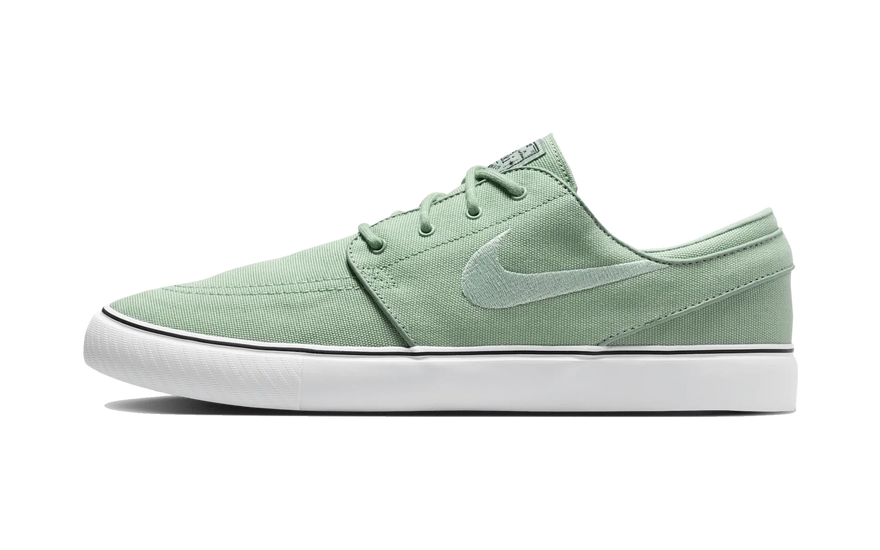 Nike SB Zoom Janoski OG+ Canvas Steam White: la silueta más limpia del skate en su versión más veraniega