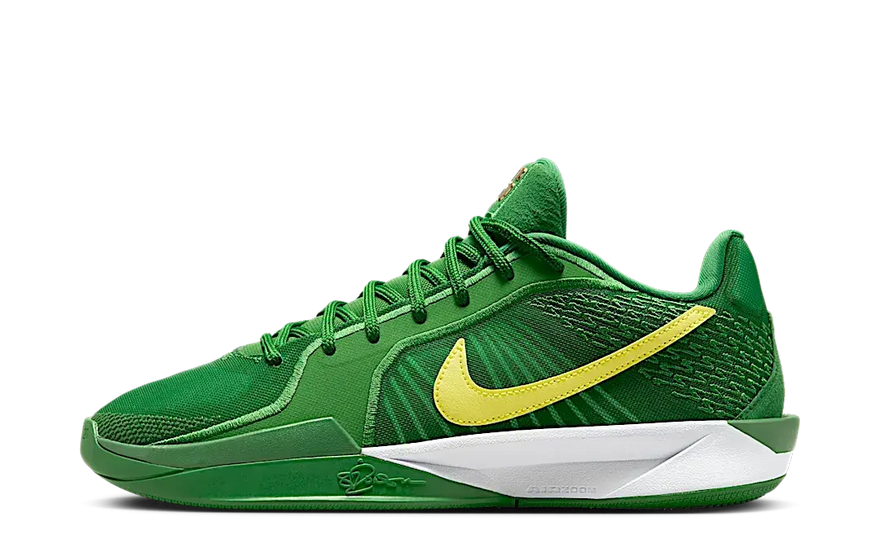 Nike Sabrina 2 Oregon: stile urbano e comodità ad ogni passo