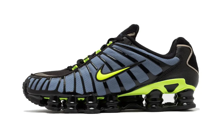 Nike Shox TL Thunderstorm : Amorti emblématique et style citadin