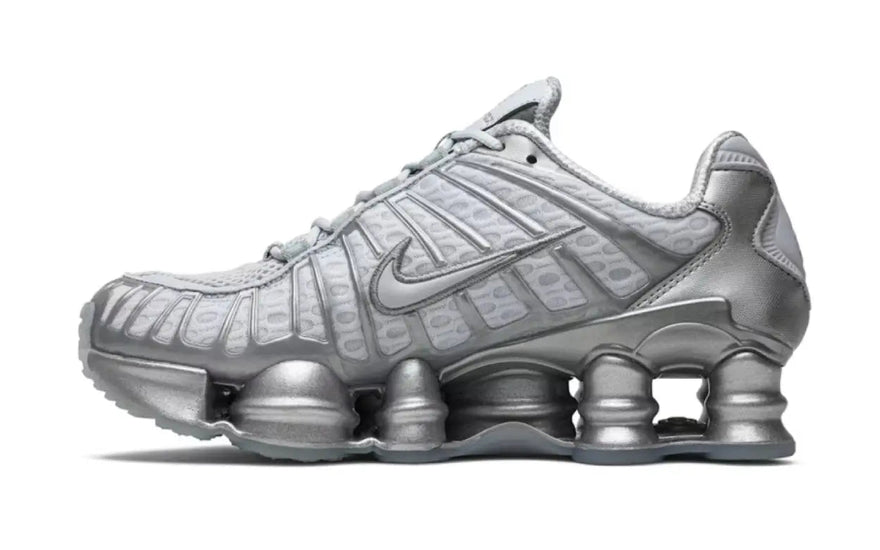 Nike Shox TL White Platinum — El clásico moderno de amortiguación y estilo urbano