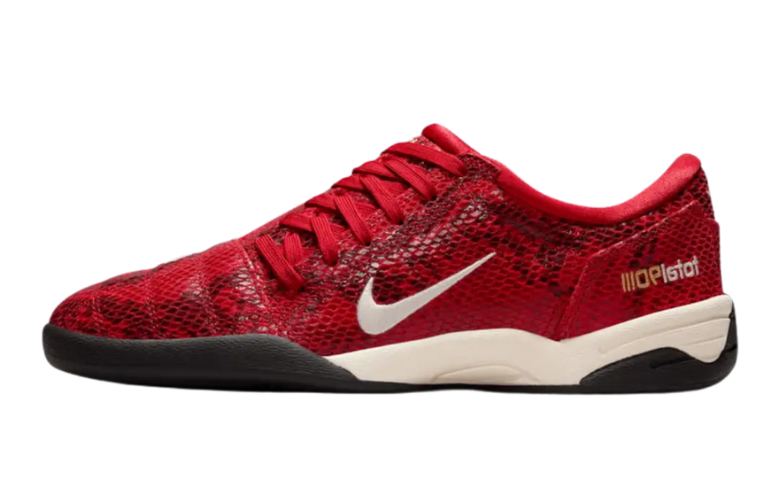 Nike Total 90 3 SE Fire Red Snakeskin: Fire style and performance on the field