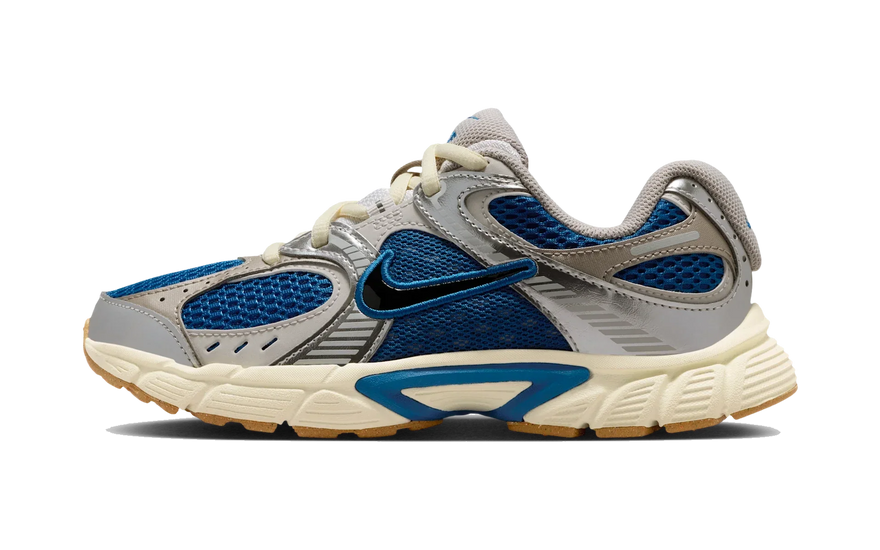 Nike V5 RNR Court Blue Vast Grey: la silueta Y2K que domina el streetwear en 2026