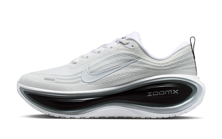 Nike Vomero Plus White Black Cool Grey: el neutro con ZoomX de 45 mm que se agota primero