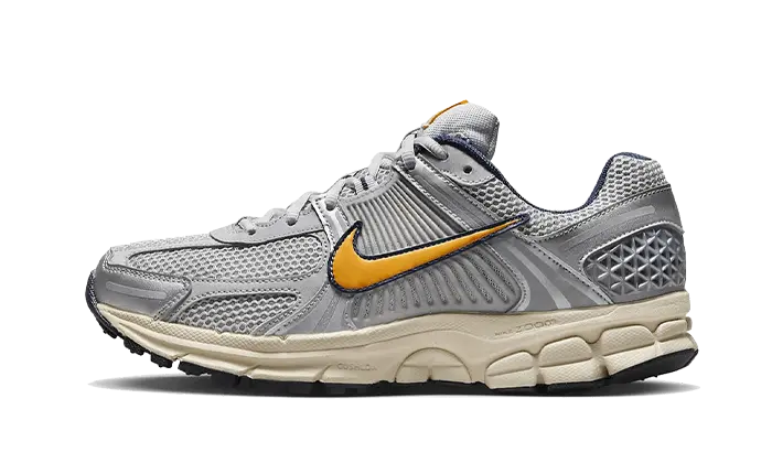 Nike Zoom Vomero 5 Pure Platinum Laser Orange: Amortiguación premium y color vibrante