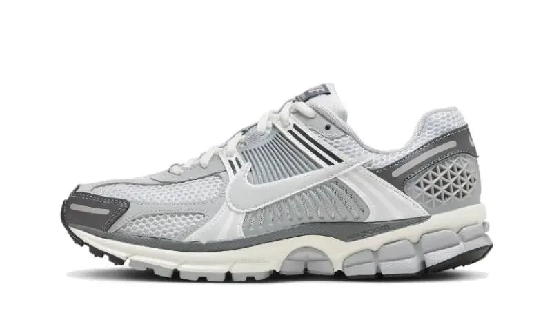 Nike Zoom Vomero 5 Pure Platinum Summit White — Retro style with Zoom Air cushioning
