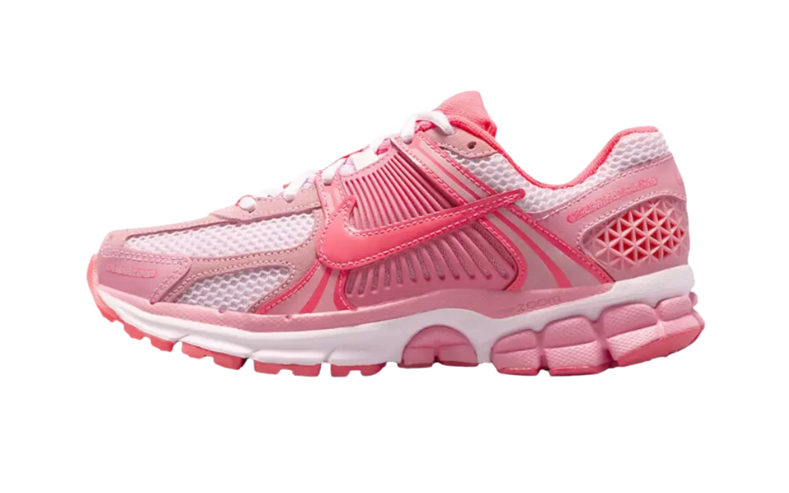 Nike Zoom Vomero 5 Triple Pink (Barbie): Le rose qui règne sur la rue et la piste