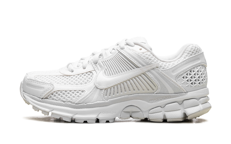 Nike Zoom Vomero 5 Triple White: la sneaker Y2K más limpia que vas a llevar en 2026