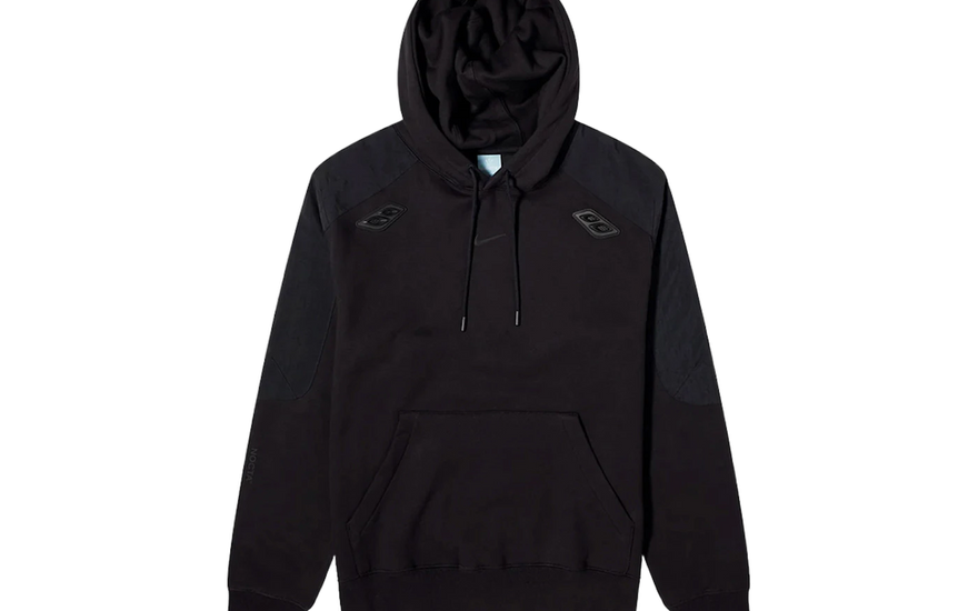 Nike x NOCTA L'Art Asphalt Hoodie Black: la sudadera que fusiona streetwear y cultura automovilística