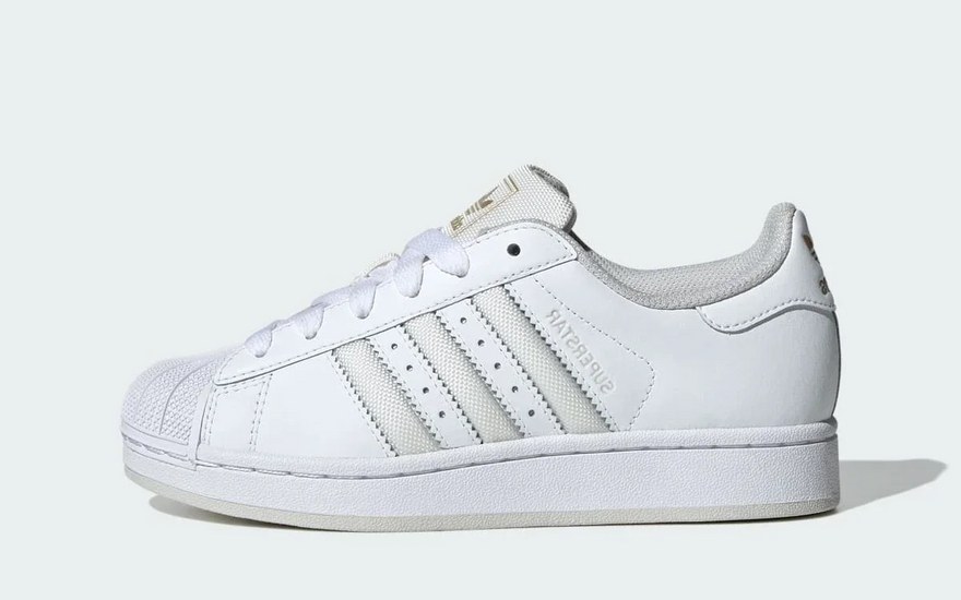 Adidas Superstar II White Grey One: la shell toe que lo combina todo en 2026
