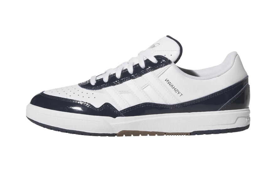Adidas Tyshawn II White Collegiate Navy: la skate shoe que también funciona fuera de la tabla