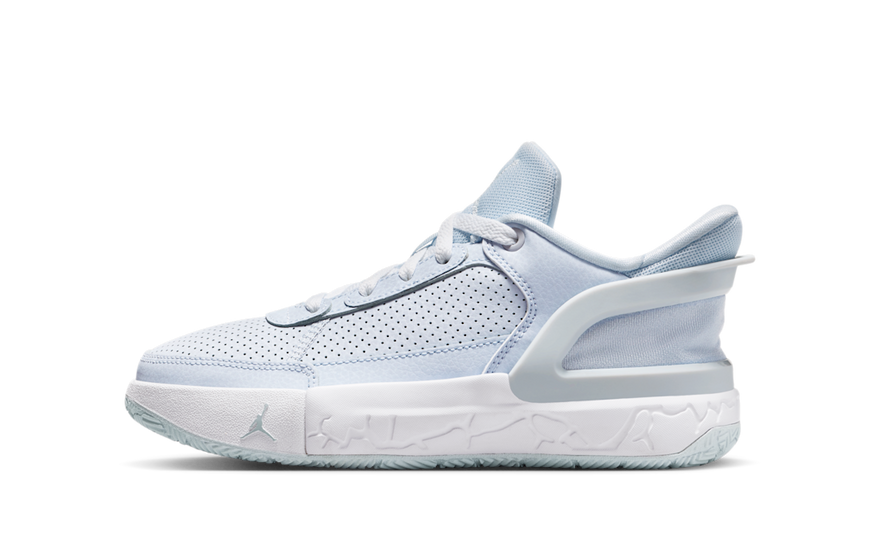 Air Jordan DAY1 EO Football Grey White Aura — Estilo urbano y comodidad diaria