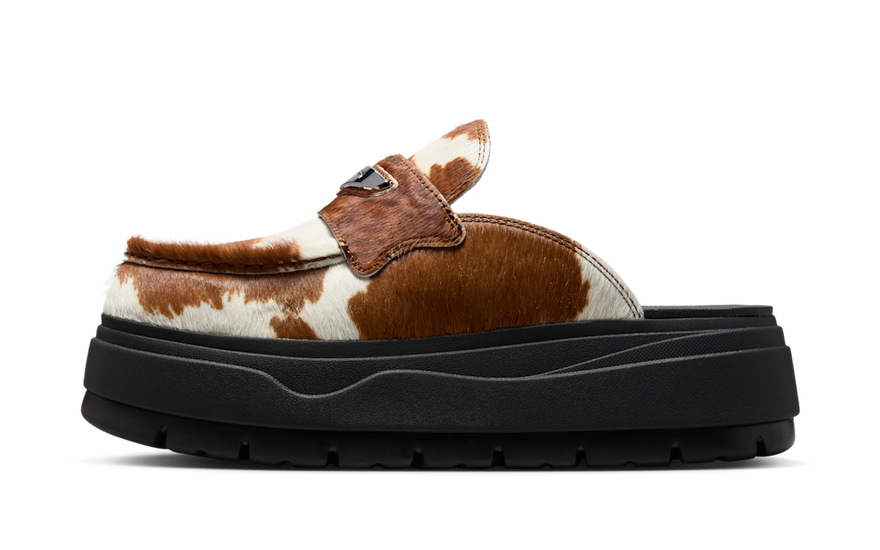 Air Jordan Mule Cow Print — Mules con estampado de vaca que marcan tendencia