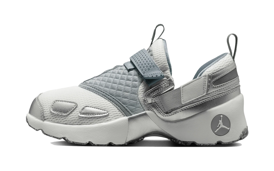 Air Jordan Trunner LX Wolf Grey Reflective Silver: la slip-on futurista que Jordan Brand ha revivido en 2025