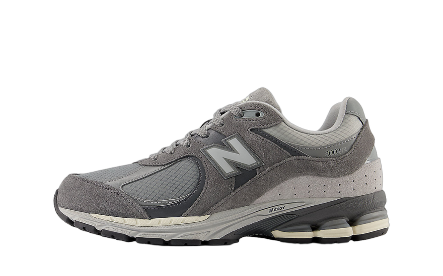 New Balance 2002R Castlerock Raincloud: Neutrale sneakers die je dagelijkse look verbeteren