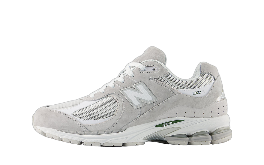 New Balance 2002R Regenwolke Graue Substanz Weiß Grün — altmodischer Stil mit modernem Komfort