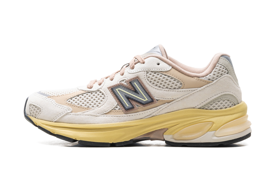 New Balance 2010 Rose Beige: la sneaker retro-tech que se ha colado en todos los feeds