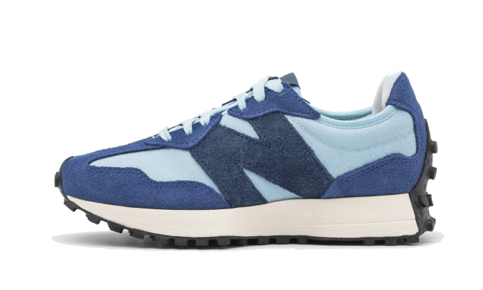 New Balance 327 Navy Blue: O retro que reinventa o teu visual urbano