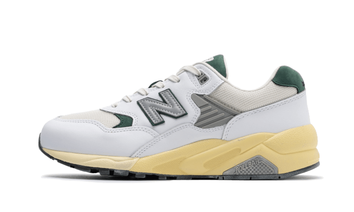 New Balance 580 White Nightwatch Green: il classico retrò reinventato per il tuo guardaroba cittadino