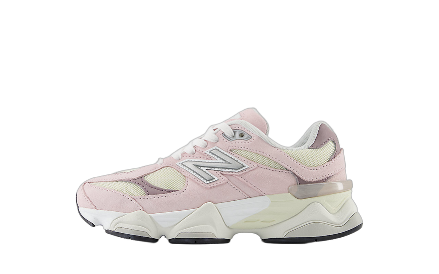 New Balance 9060 Pink White: Roze retro sportschoenen die je uitstraling versterken