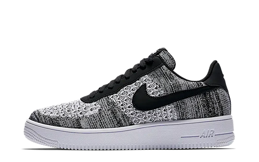 Nike Air Force 1 Flyknit 2 Black Pure Platinum — estilo ligero y confort urbano