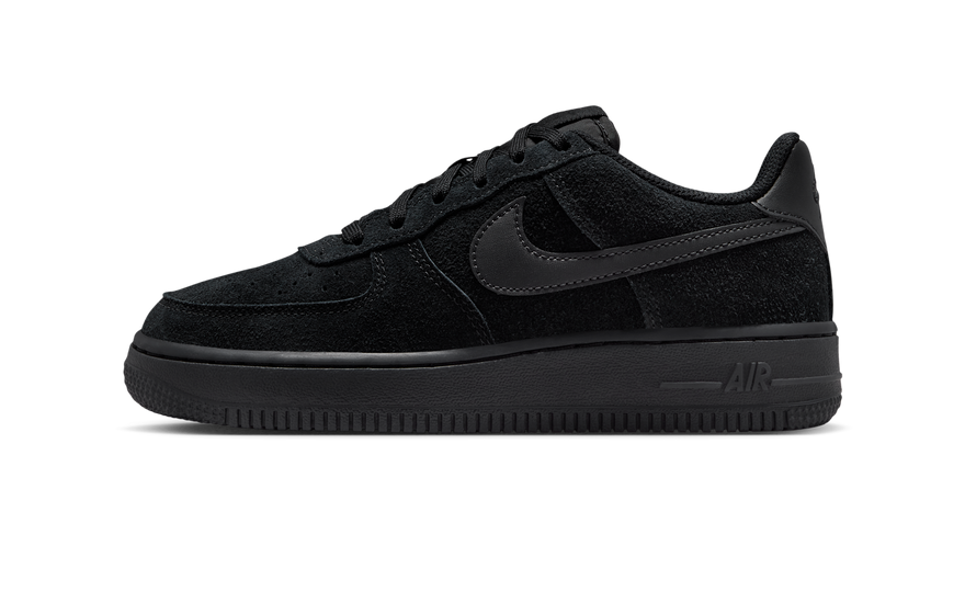 Nike Air Force 1 Low LV8 3 Black: la AF1 total black que combina con absolutamente todo