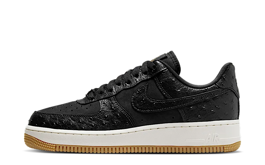 Nike Air Force 1 07 LX Black Ostrich: la AF1 negra con piel tipo avestruz que necesitas