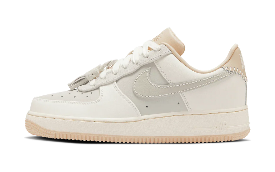 Nike Air Force 1 Low '07 Light Bone Suede Tassels: el AF-1 de ante que necesitas