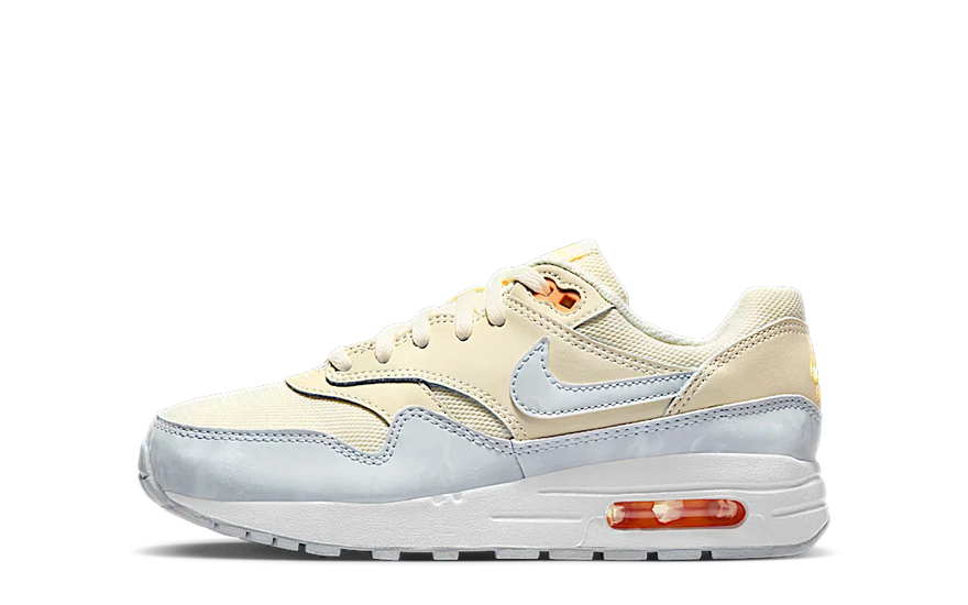 Nike Air Max 1 Blady Kość Słoniowa Szary Piłkarski: odnowiona klasyka do twojej miejskiej garderoby
