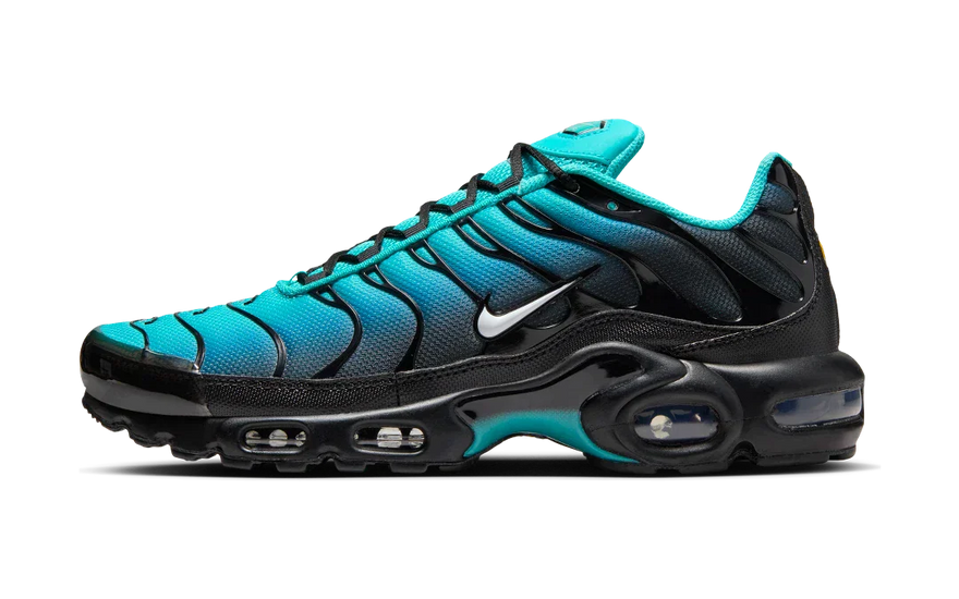 Nike Air Max Plus Light Retro Blue : l'icône rétro dont vous avez besoin