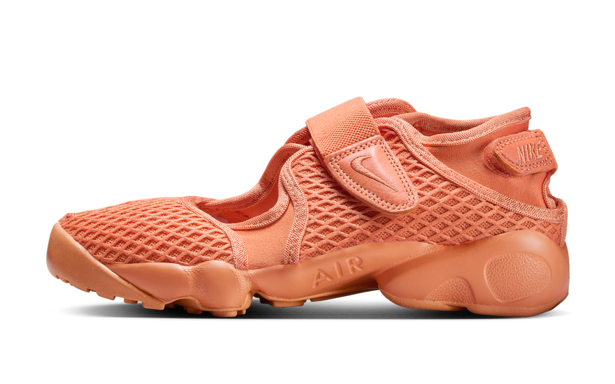 Nike Air Rift Healing Orange: actitud split-toe y confort urbano