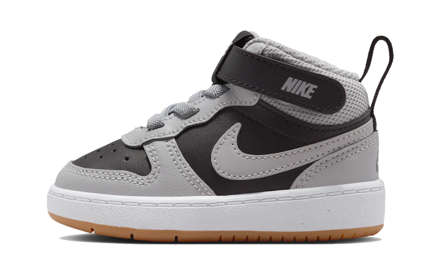 Nike Court Borough Mid 2 Black Light Smoke Grey Gum (TD): la mid negra con suela gum que domina los pies pequeños en 2026