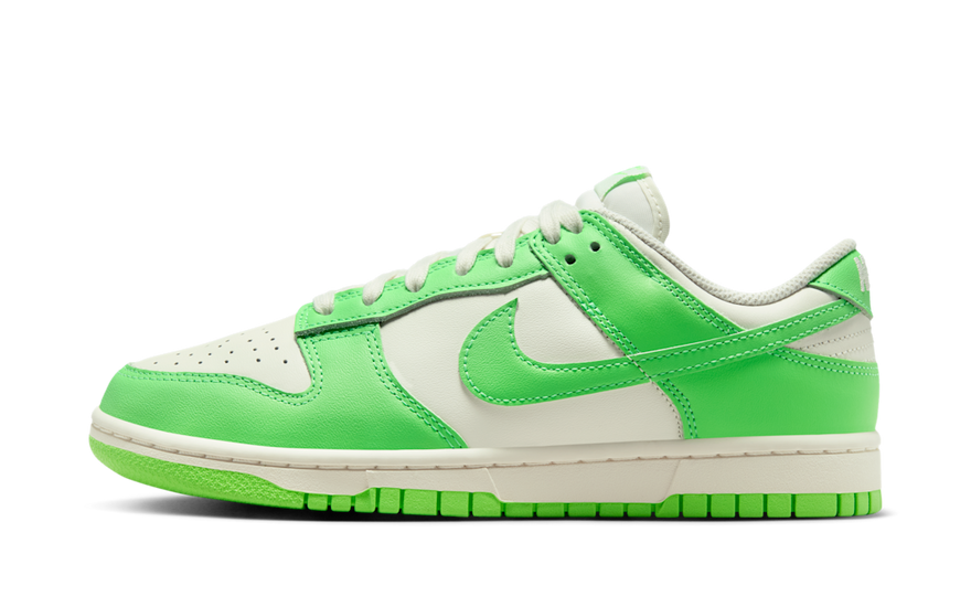 Nike Dunk Low Green Strike: The splash of color your outfit needs