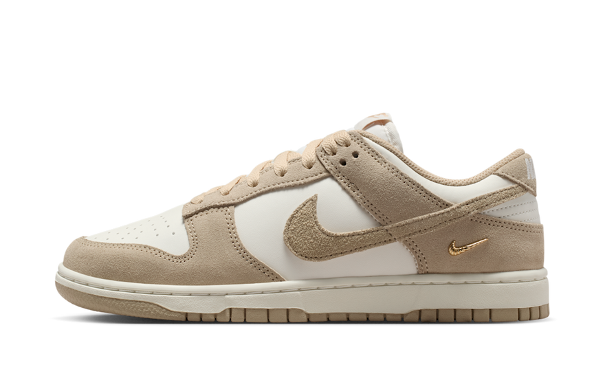 Nike Dunk Low Sail Metallic Gold Linen: the essential with a golden touch you need