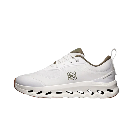 On Running Cloudtilt 2 LOEWE White Khaki: the sneaker that redefines your stride