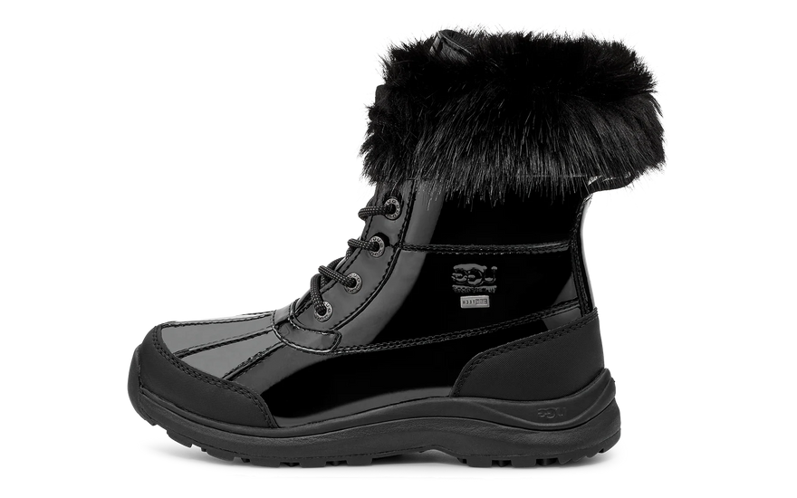 UGG Adirondack III Patent Boot Black: bota impermeable con brillo urbano y forro calido