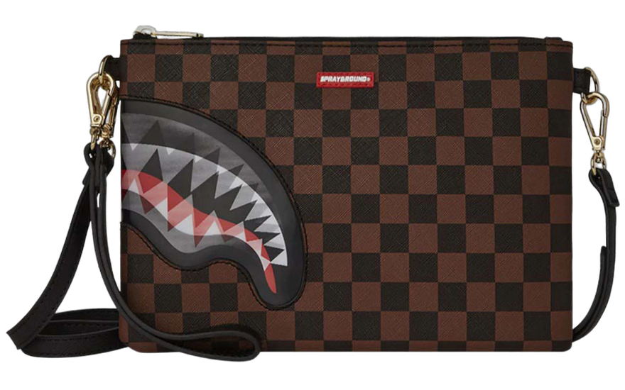 Sprayground Sharks In Paris Lenticular Champ Crossover Clutch Brown Checker: el clutch que cambia ante tus ojos