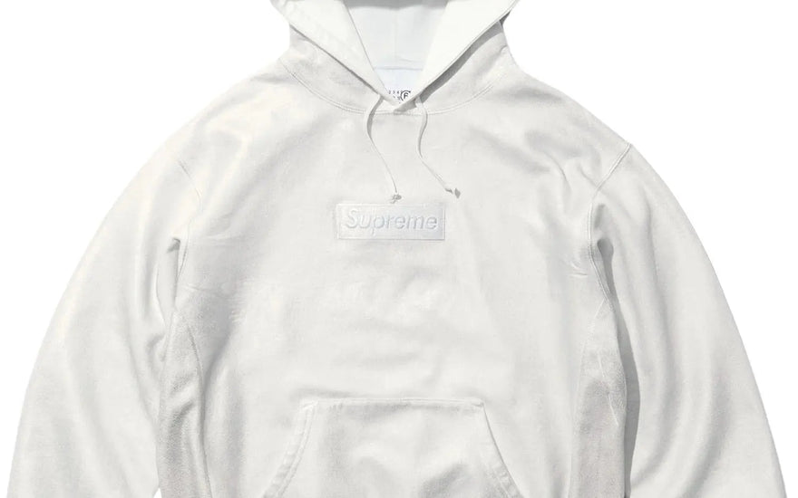 Supreme MM6 Maison Margiela Foliebokslogo Hættetrøje Hvid — Den samarbejdstrøje du har brug for