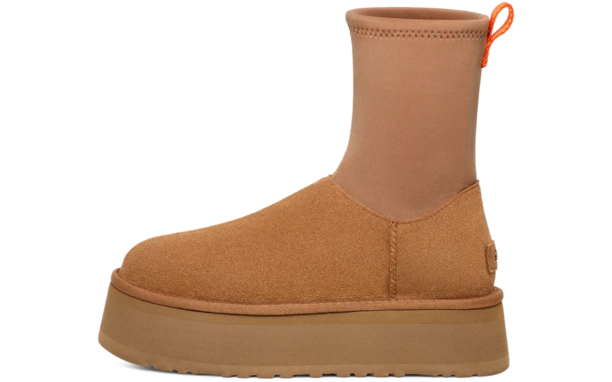 UGG Classic Dipper Boot Chestnut: the comfortable and urban boot you need