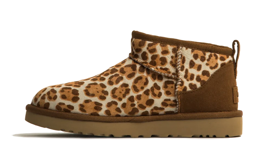 UGG Classic Ultra Mini Boot Felicity Leopard Jasmine: el botín animal print que domina 2026
