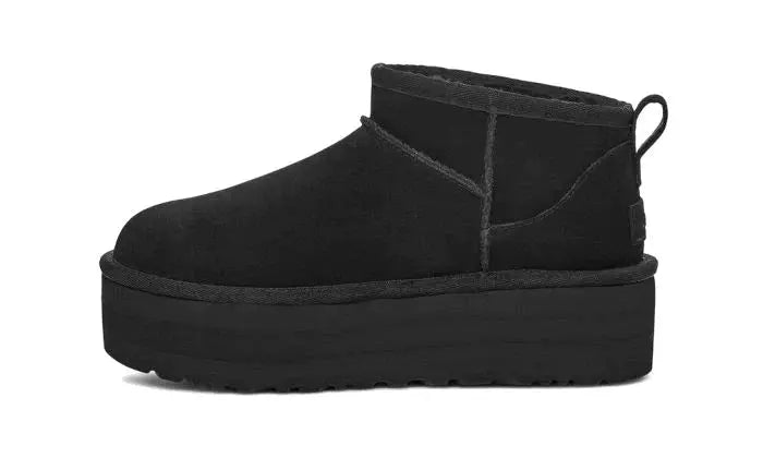 UGG Classic Ultra Mini Platform Black — Modern platform and total comfort