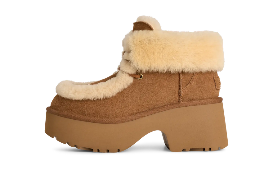 UGG Esmee Stivale con Lacci Castagna: Stivali eleganti e comodi per ogni look