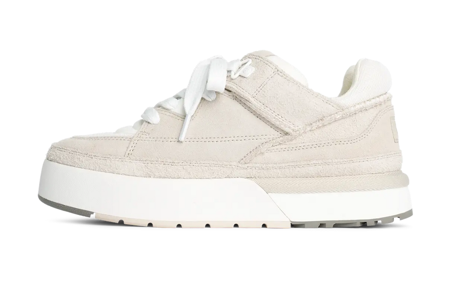 UGG Goldencush Ceramic: la zapatilla con suela cerámica que redefine el confort